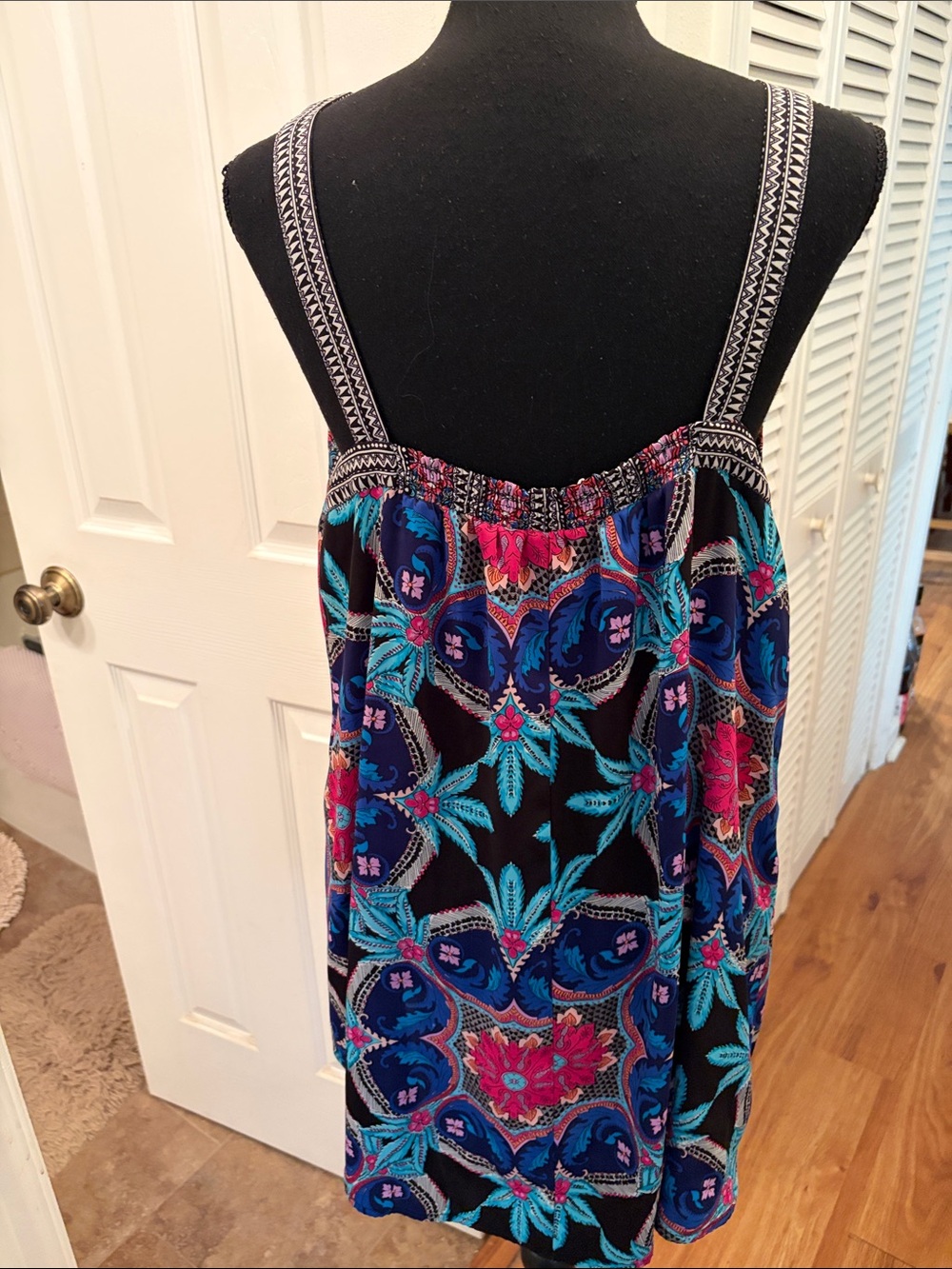 Nicole Miller Boho Crisscross Tank Top - Picture 3 of 7